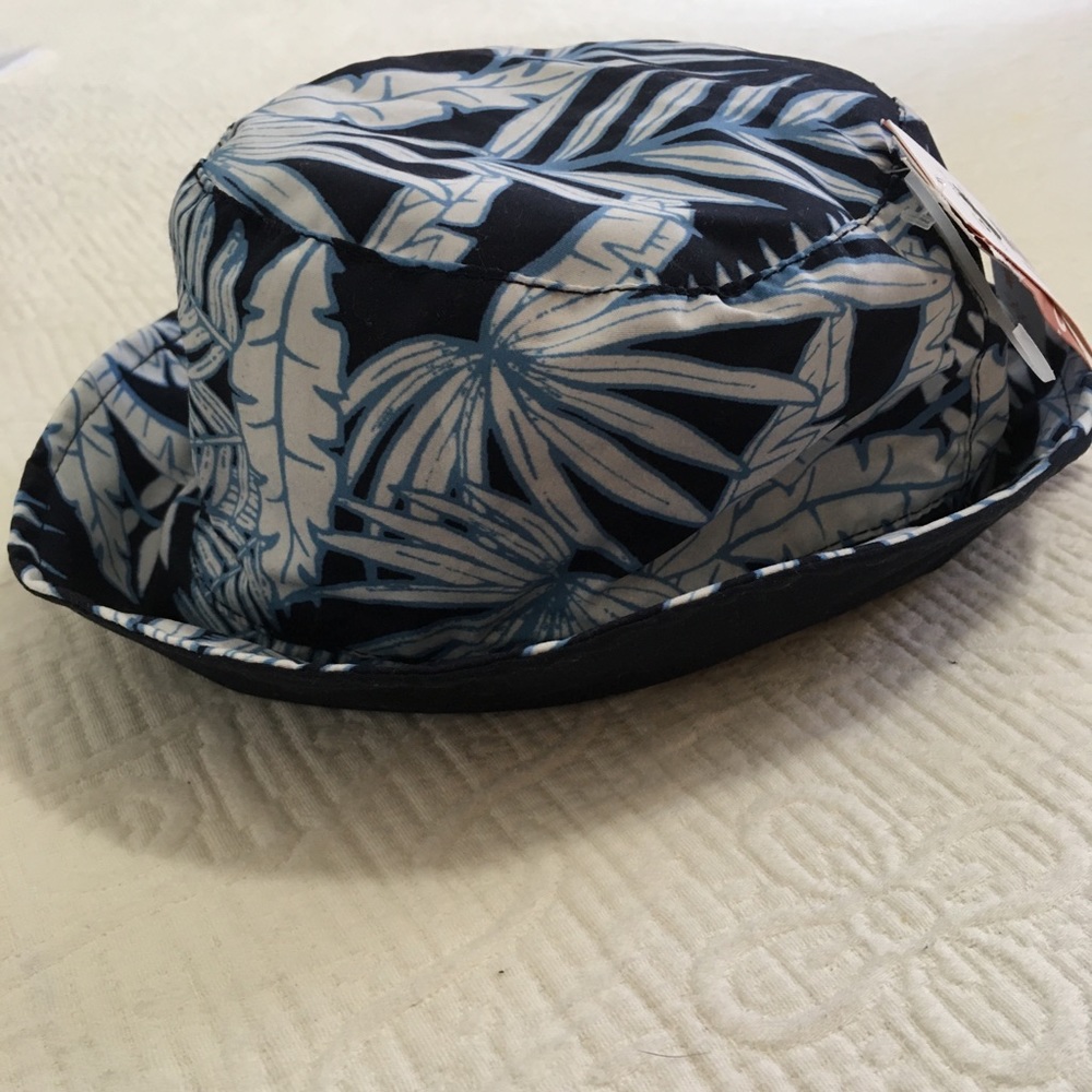 0-12m (6/$20) Reversible Summer Hat by Joe Fresh